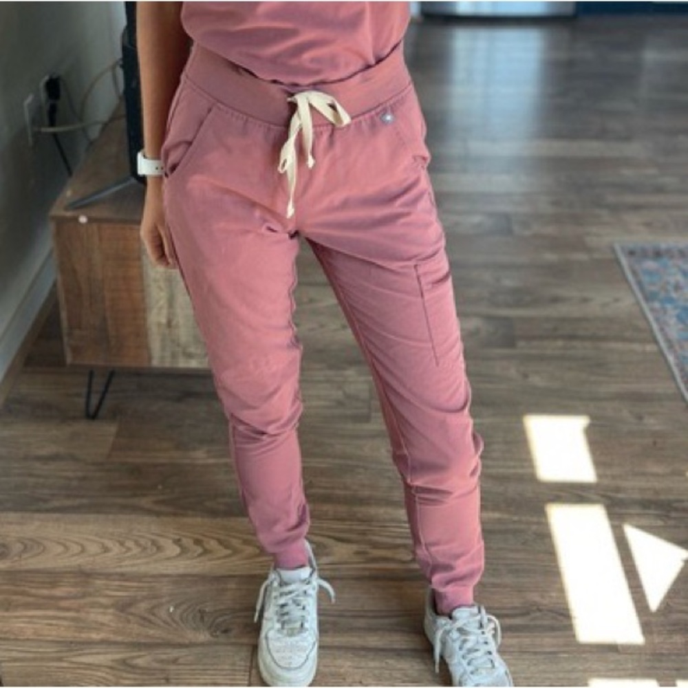 LIMITED EDITION - Figs Mauve Pink Zamora Jogger Scrub Pants size L